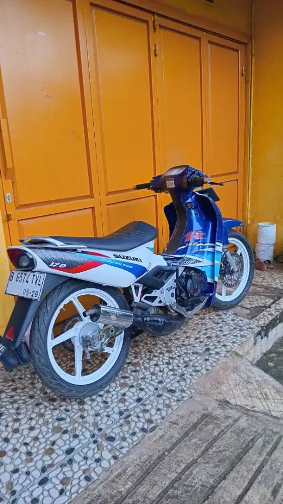 Satria RU 120 th 2001 biru putih