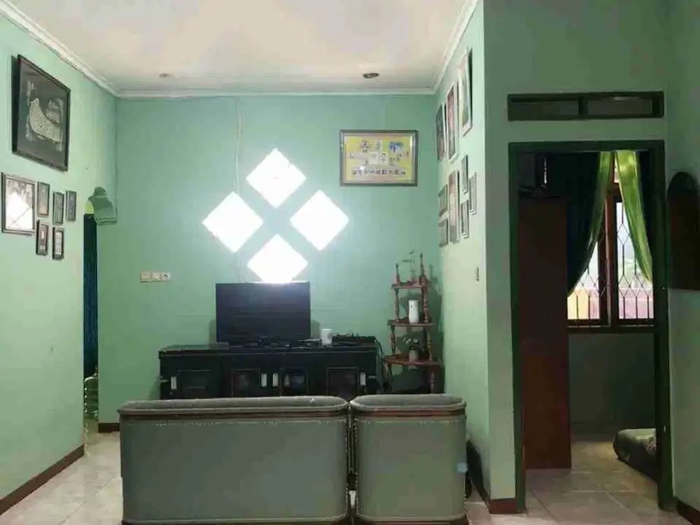 Jual rumah + 2 kontrakan di Kp. Gedong, Kemiri Muka, dekat Margonda Depok
