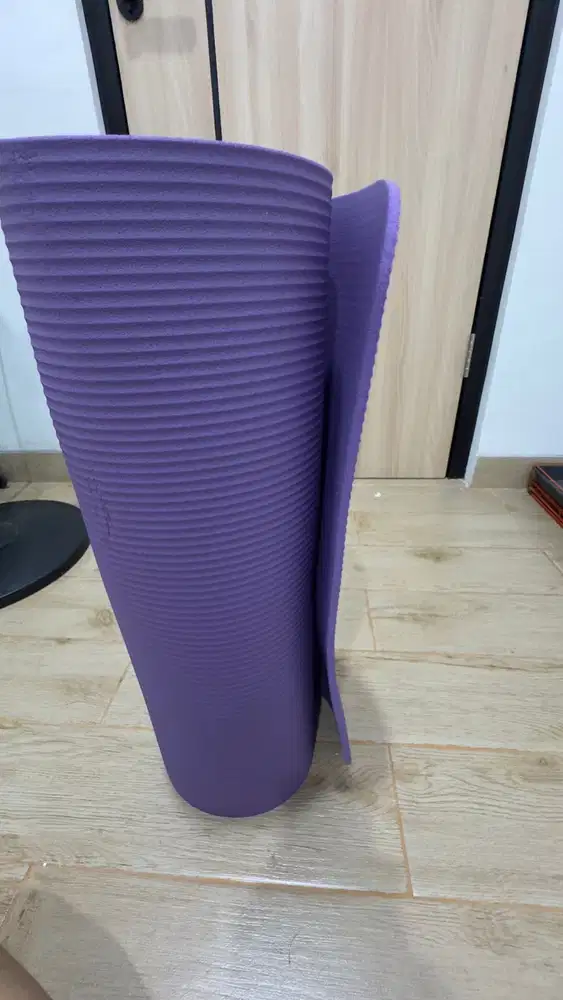 Paket Olahraga: Matras + Ab Roller + Timer