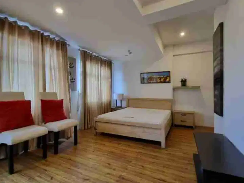 disewakan unit stusio tipe besar 36m siap huni bagus uda ipl lantai rendah