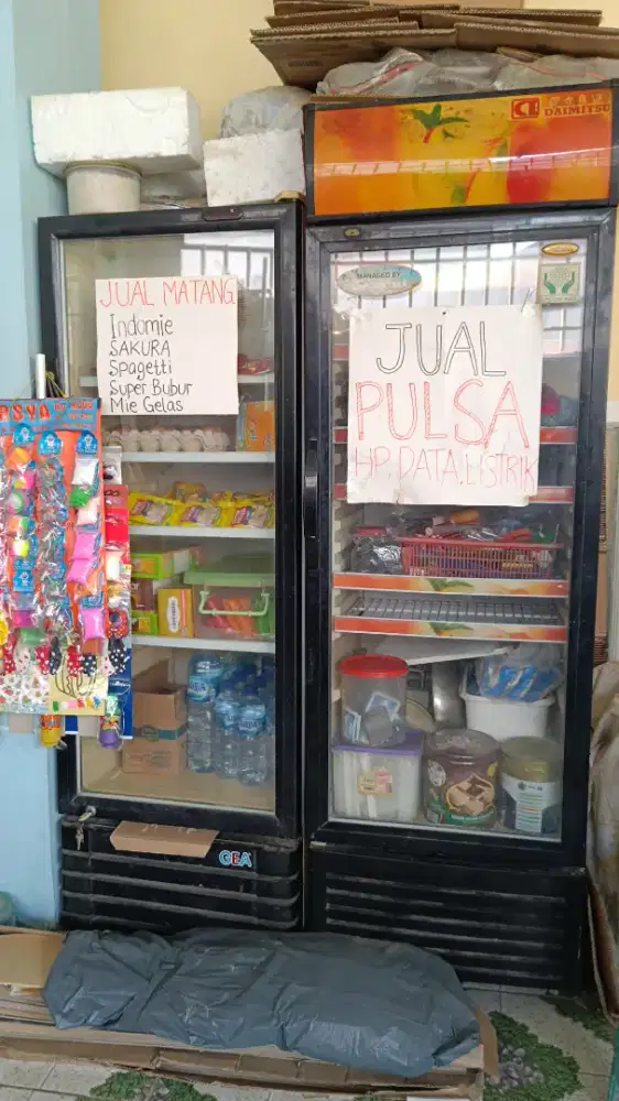 2 SHOWCASE 1+1 Pintu GEA Daimitsu 2 barang 2 pintu harga murah