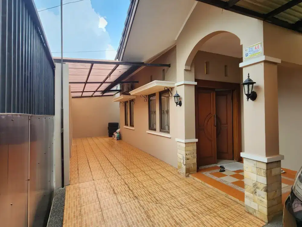 Jual rumah 2 lantai di Perum Pondok Melati 2,  Cimanggis Depok