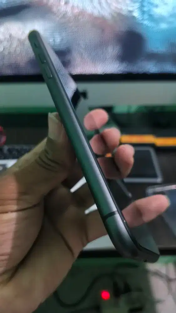 Iphone 11 - 128GB wifi only BLACK