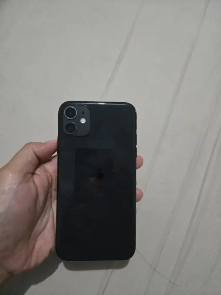 iPhone 11 128Gb ex iBox