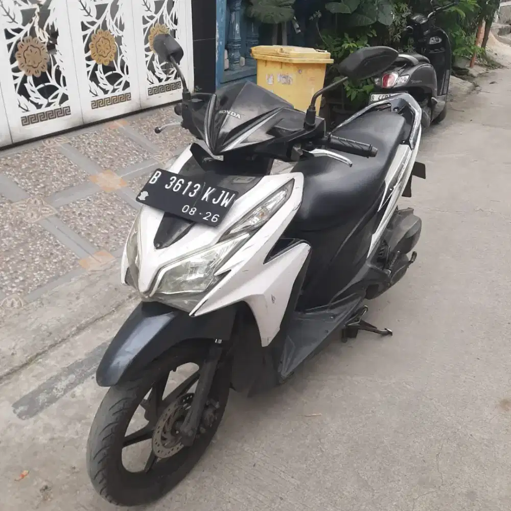 Honda Vario Old 125 2013 KZR ss lengkap mesin bagus pajak hidup