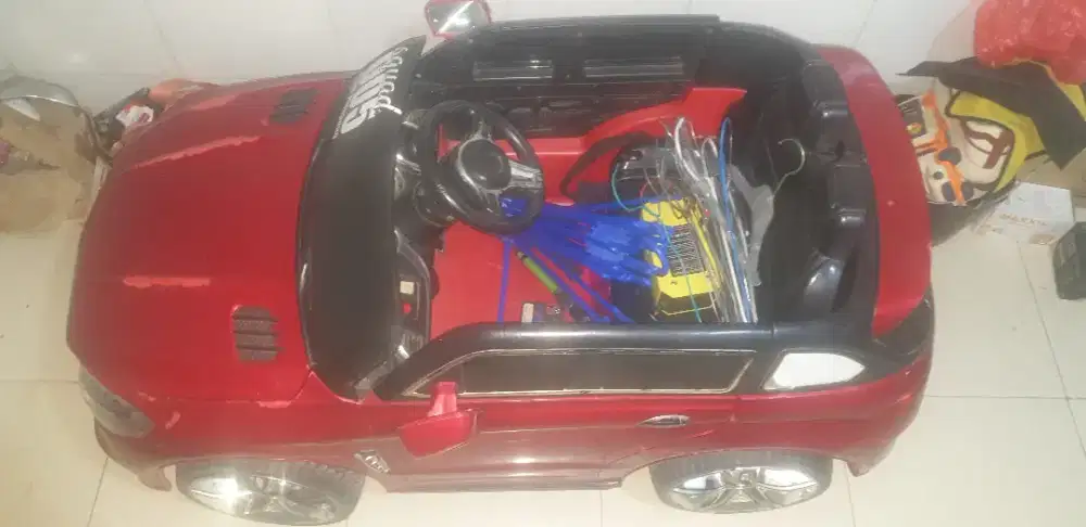 Jual mobilan aki  lumayan gede