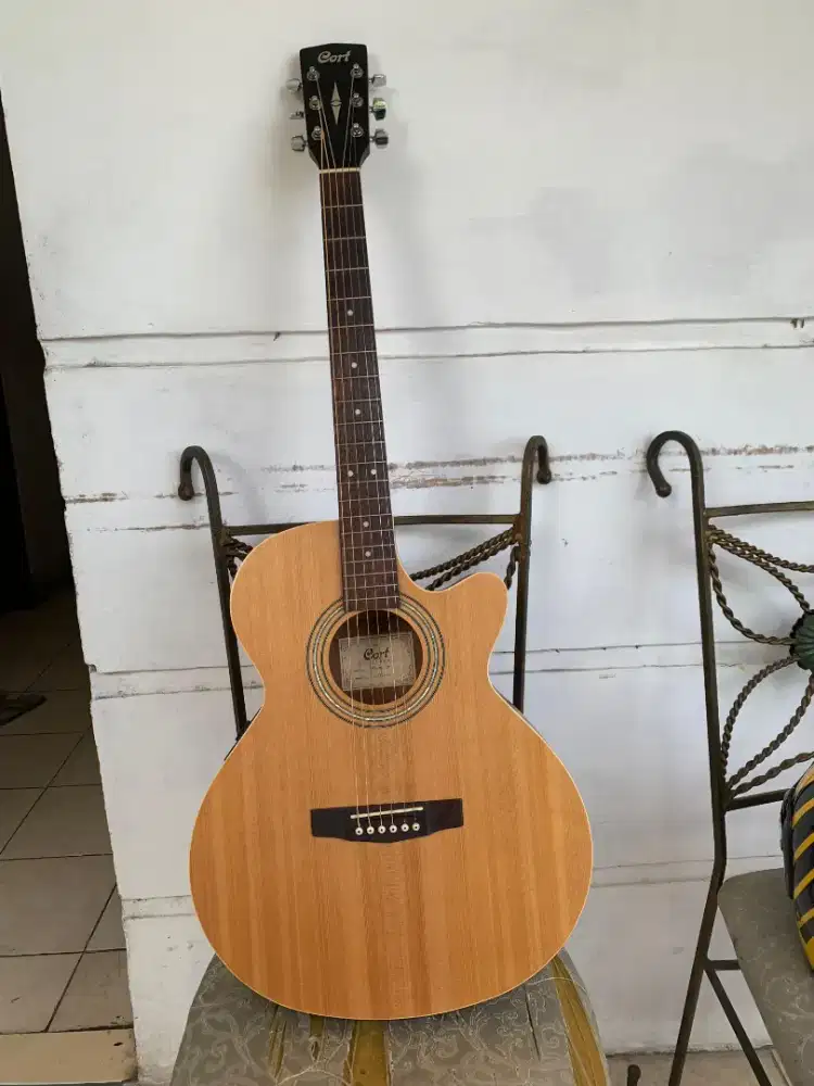 Gitar Akustik Cort SFX Me OP