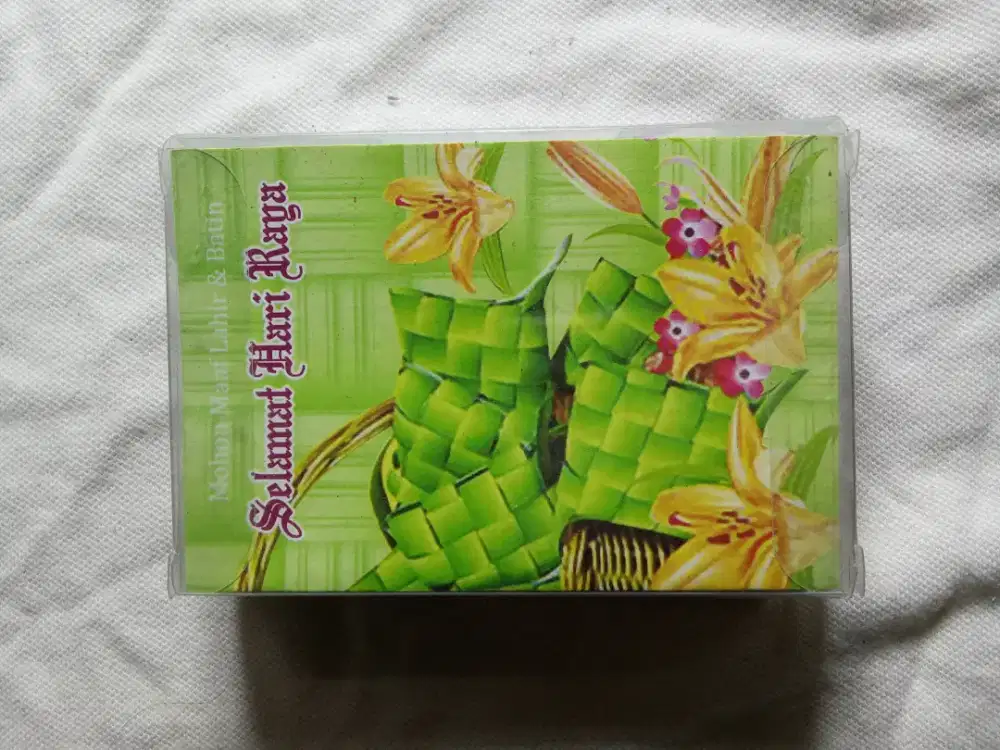 Amplop Lebaran berbagai macam warna