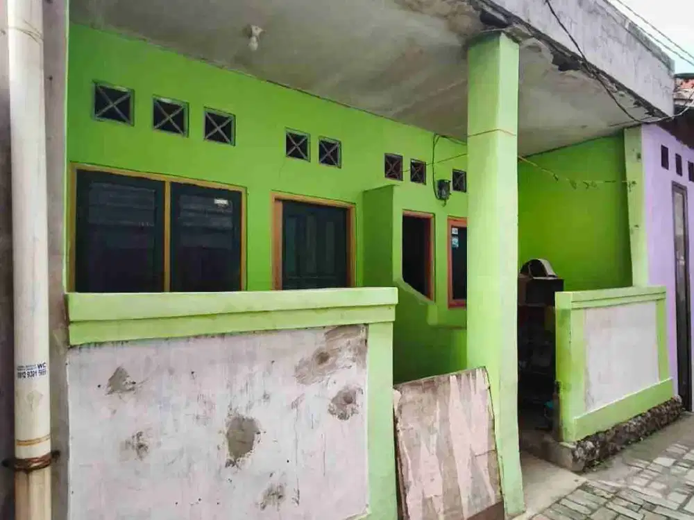 Di jual segera kontrakan 2 pintu di Kapitan Sukatani tapos Depok