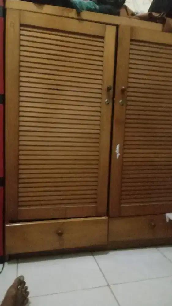 Jual lemari ful kayu kamper