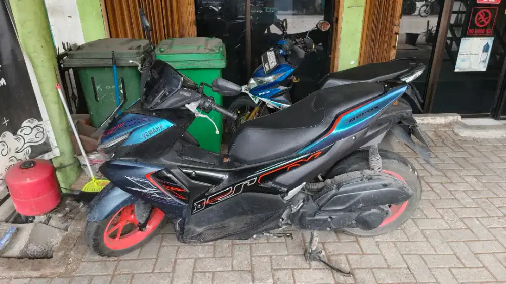 Yamaha All New Aerox 155 VVA Maxi Sports Scooter Cyber City Livery