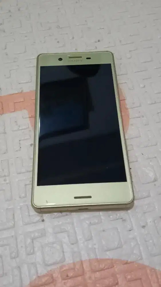 Sony Xperia X Performance SO-04H Docomo