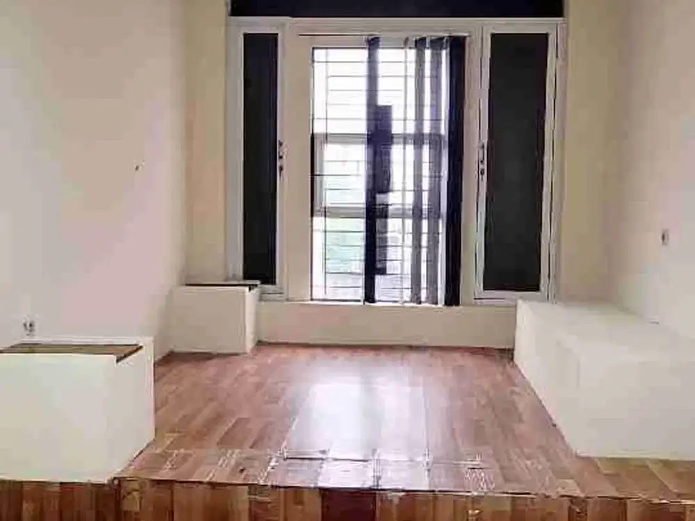 Dijual Cepat Rumah Luas Harga Ekonomis Lokasi Strategis BSD