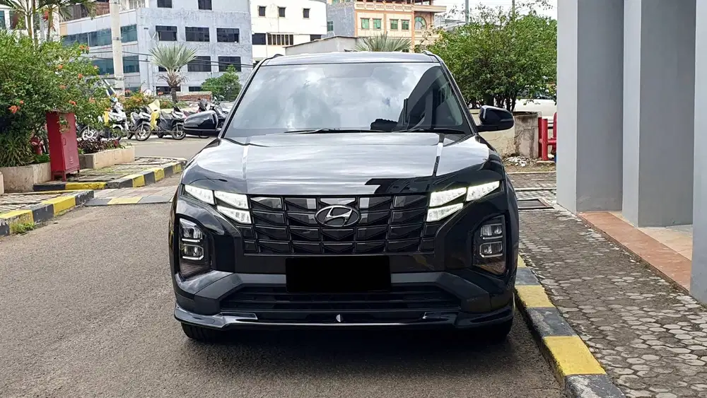 Hyundai Creta 1.5 Trend Black Edition AT 2023 Like New Low KM Record