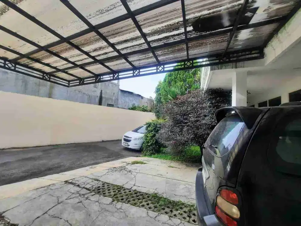 Rumah Istana Kawaluyaan  terawat 2 Lantai jual cepat