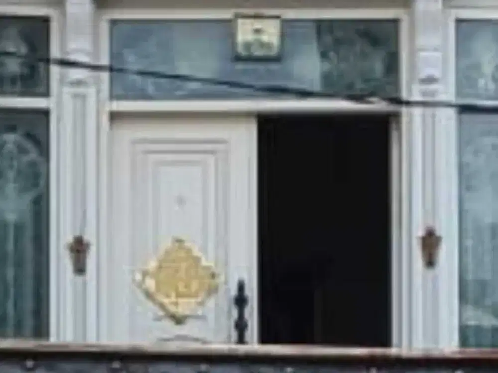 Jual Rumah Elit Old Money di Taman Palem Lestari Cengkareng JakBar