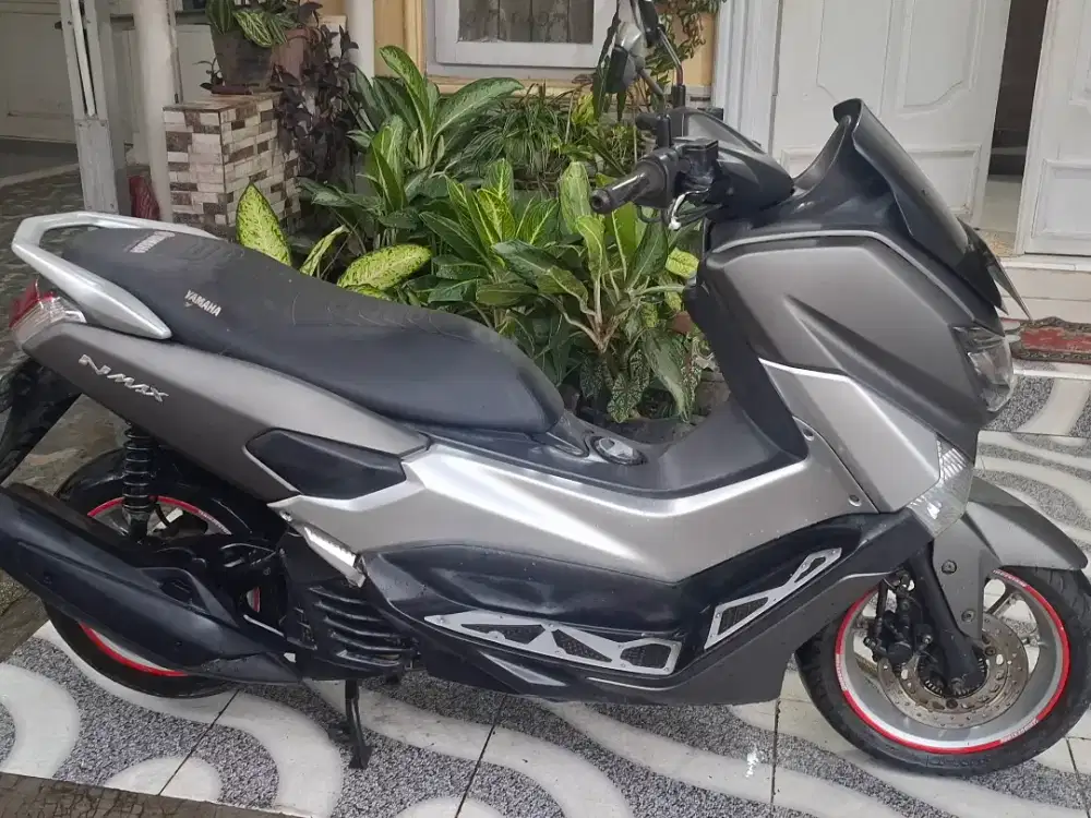Yamaha Nmax plat T