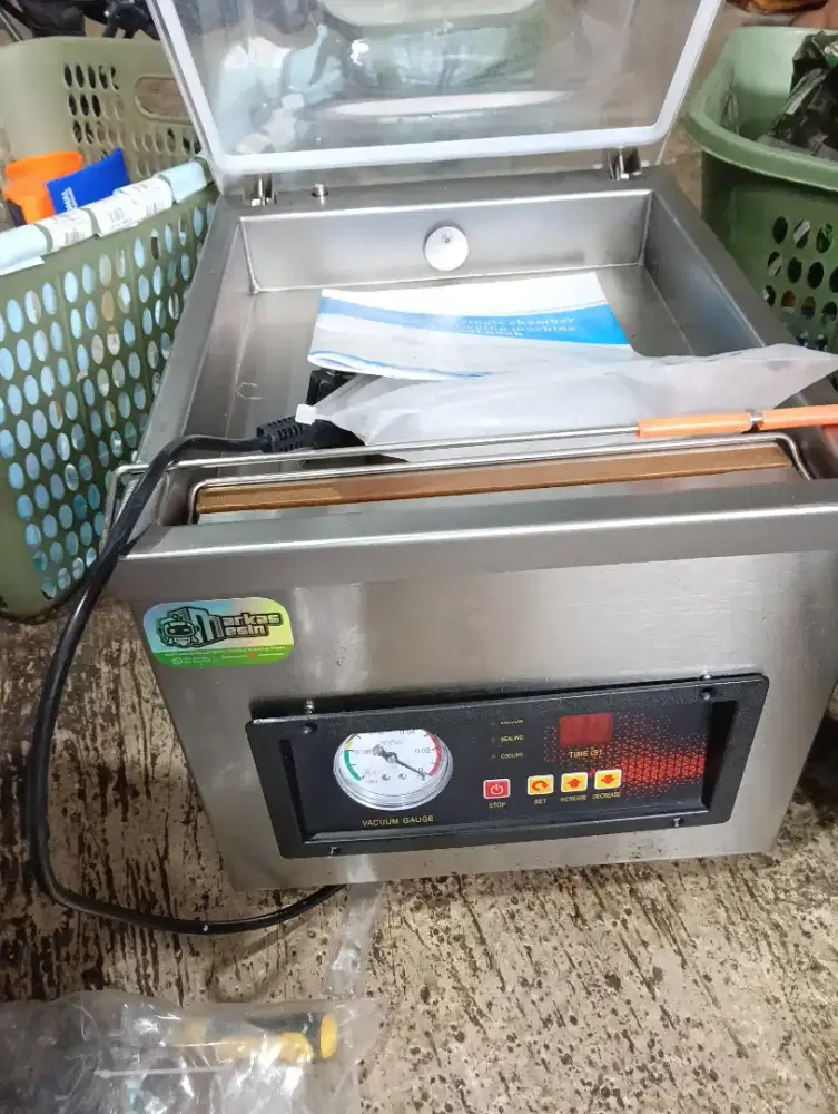 Mesin vakum udara buat packing makanan