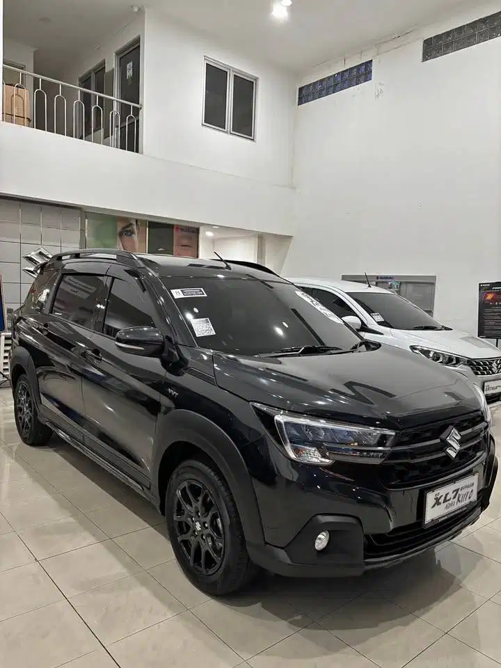 [Mobil Baru] XL 7 KURO 2025
