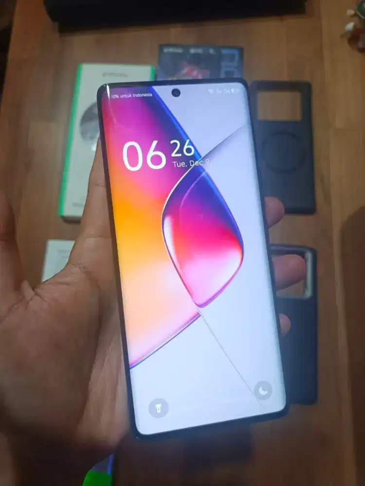 Infinix note 40 pro 5Gb8/256 fullset