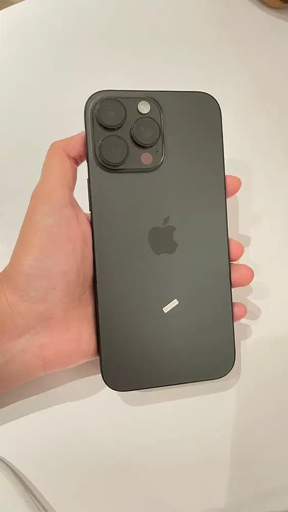 16 Pro max 256gb garansi aktif sd april 2026