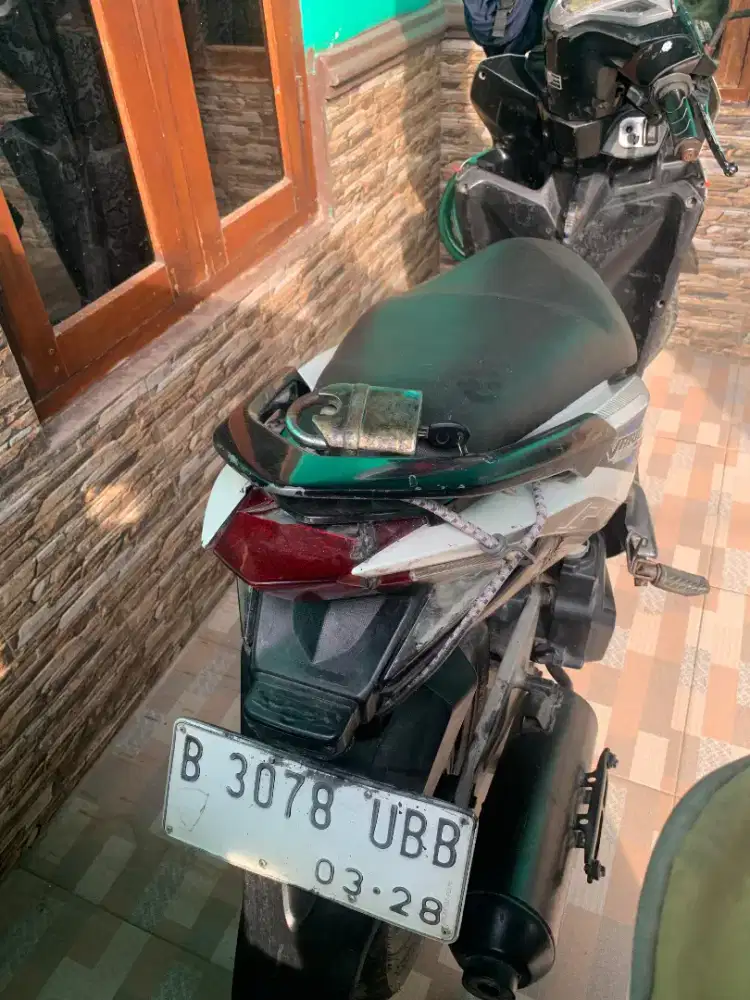 Dijual motor vario 125 tahun 2013 surat lengkap pajak mati