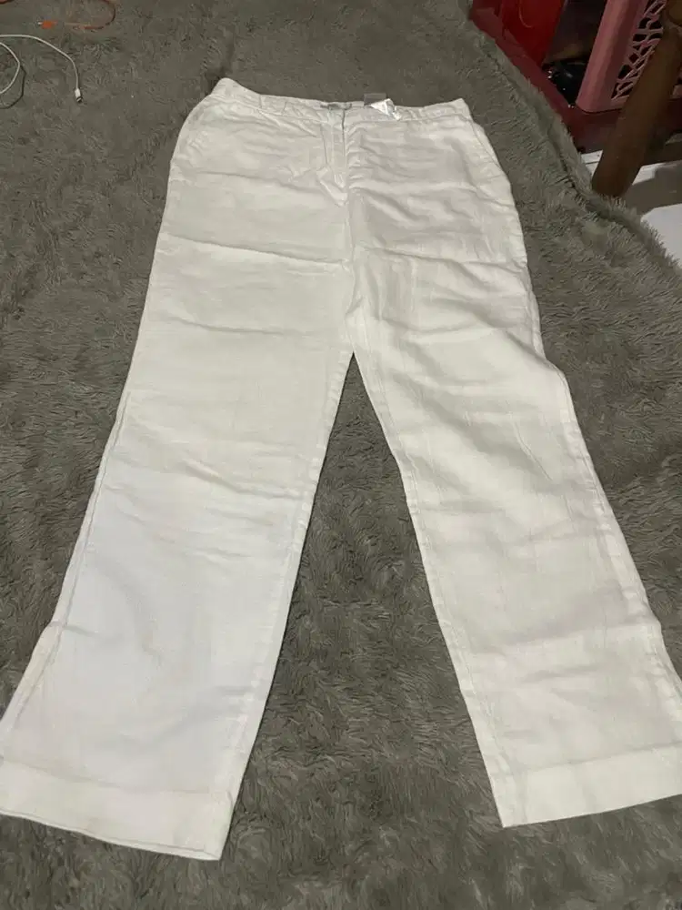 Celana putih HnM