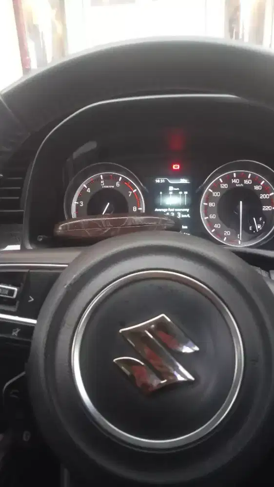 Anda butuh supir harian/bulanan hub /wa  ke nom ini  yaah