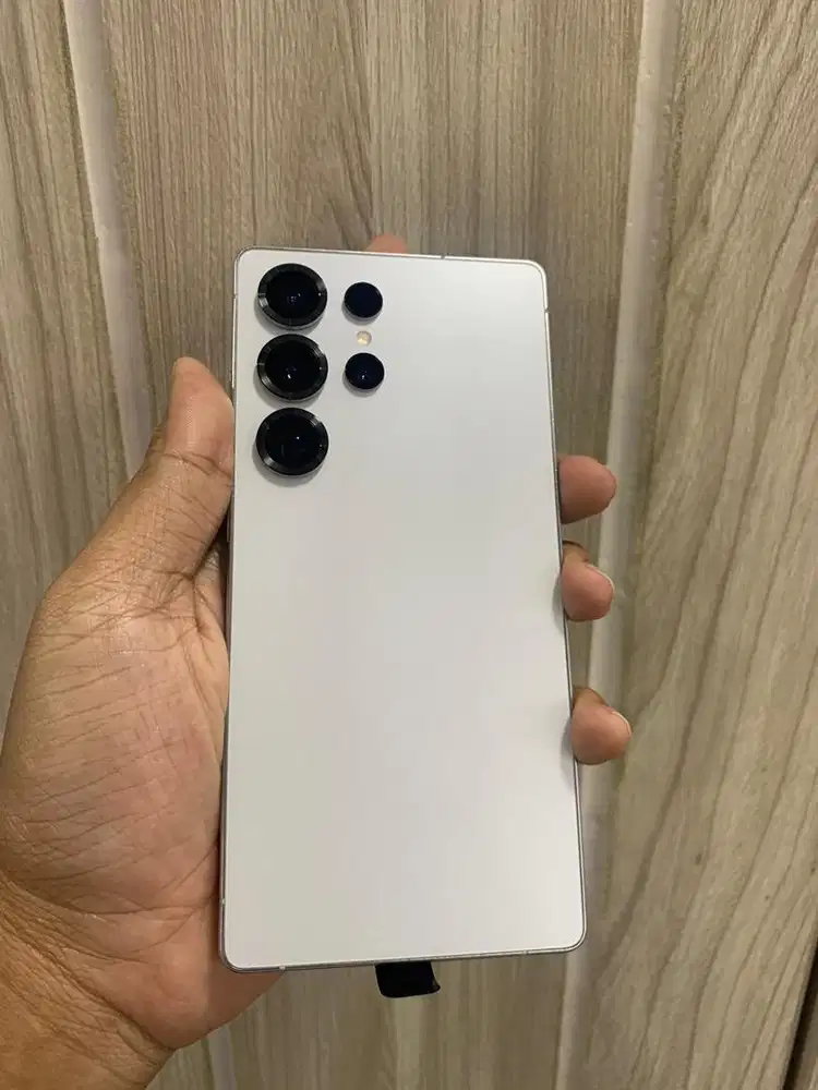 Samsung S25 Ultra 12/256GB - Garansi SEIN