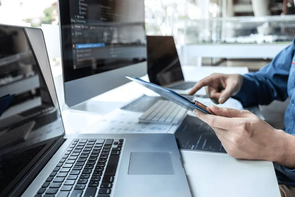 Teknisi Dukungan Software - Sistem Video Konferensi