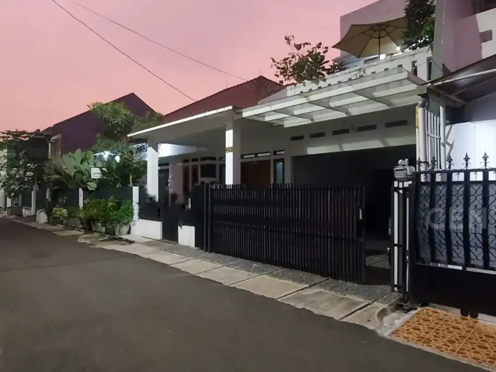 Rumah Lebar 20 Meter Bagus Dalam Kawasan Elit Di Rawamangun