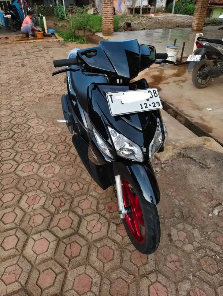 Honda Vario karbu 2009
