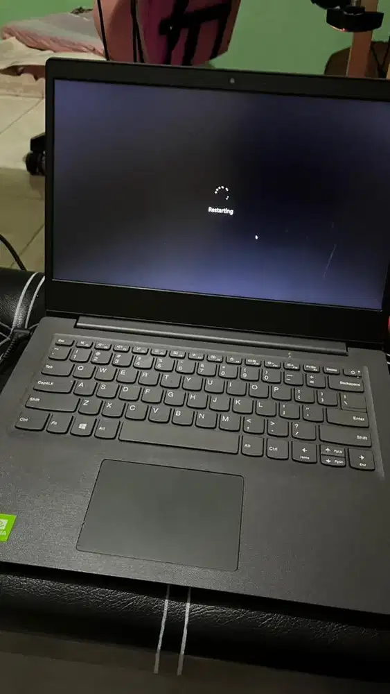 Laptop lenovo V14 IIL ram 12GB SSD 256