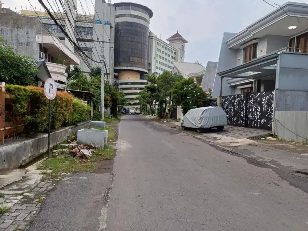 Dijual Rumah Lama Tengah Kota