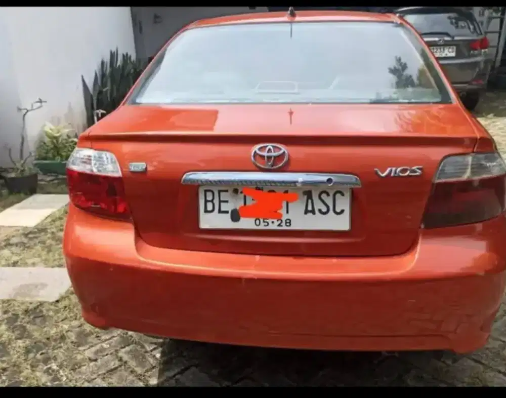 Dijual mobil Vios G 2004