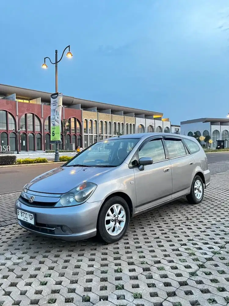 Honda Stream 1.7 AT 2005