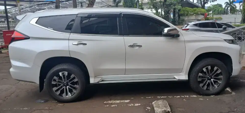 LOW KM!! Misubishi Pajero Sport Dakar 4x2 Ultimate 2021