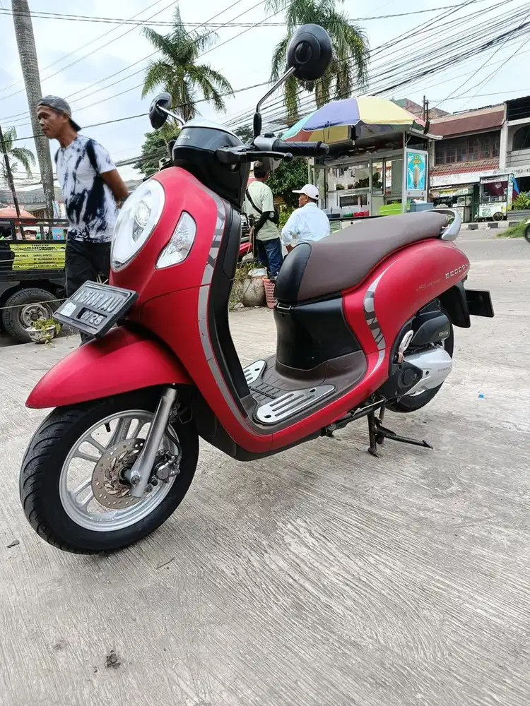 Scoopy Keyles pajak Hidup