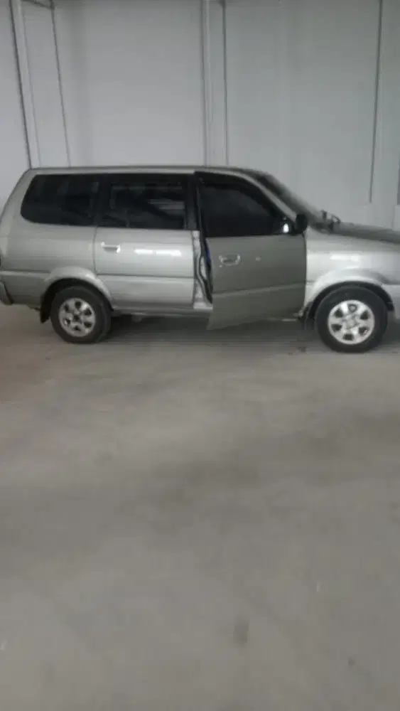Toyota Kijang 2003 Bensin