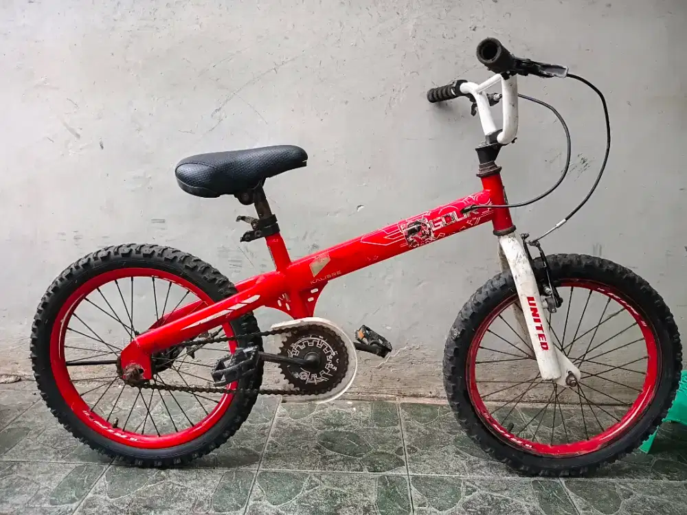 Bmx 18 united , lancar