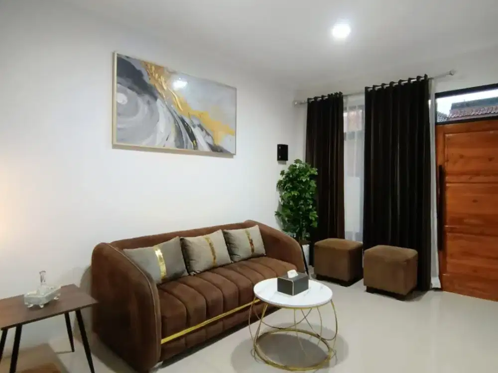 jual rumah cantik, strategis komplek Cipamokolan kota Bandung