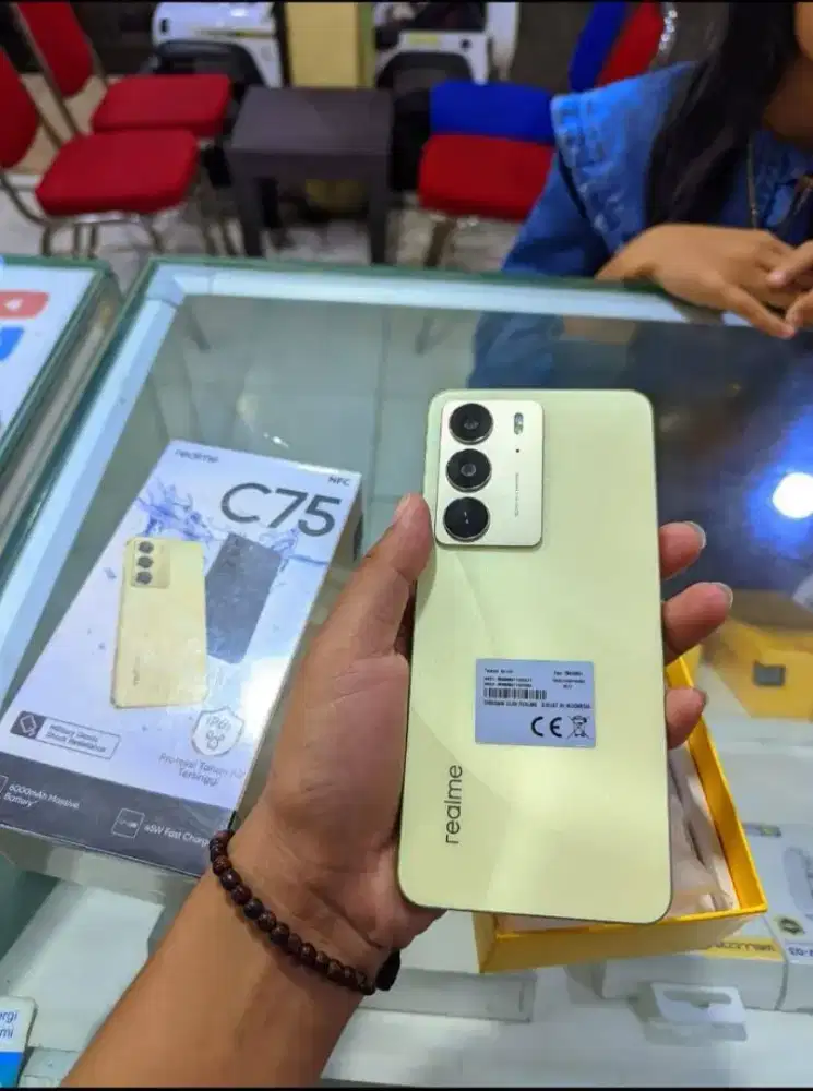 Realme c75 8/256