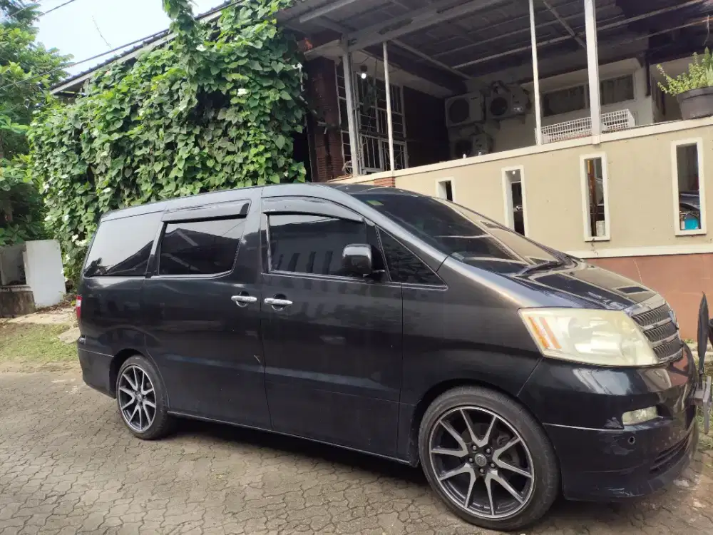 Toyota Alphard Type MZG 3.0 2003 Hitam