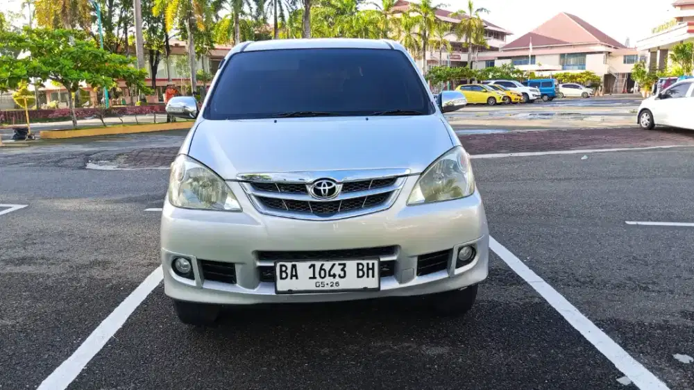 Toyora avanza Type G 2011 M/T