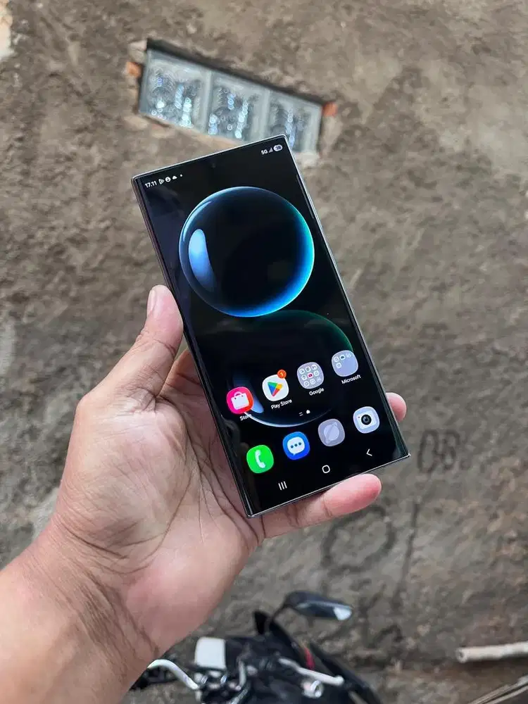 SAMSUNG S23 ULTRA 5g NO MINUS MULUS TINGGAL PAKAI