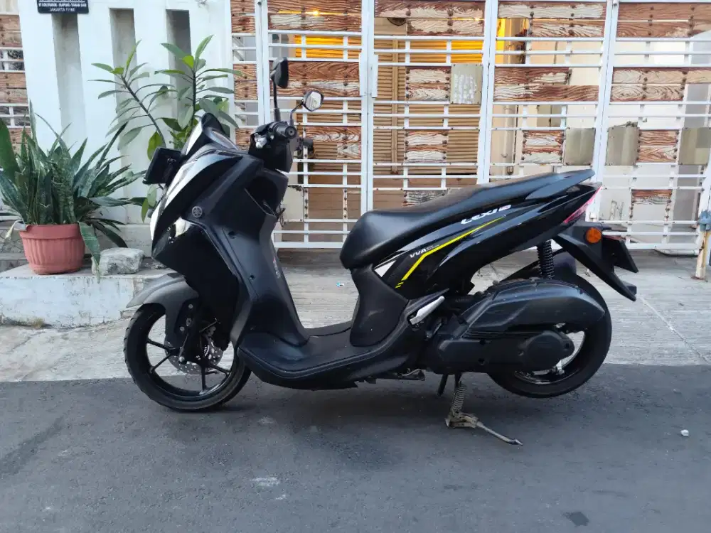 Yamaha Lexi lx 155 th 2024 b dki km low istimewa