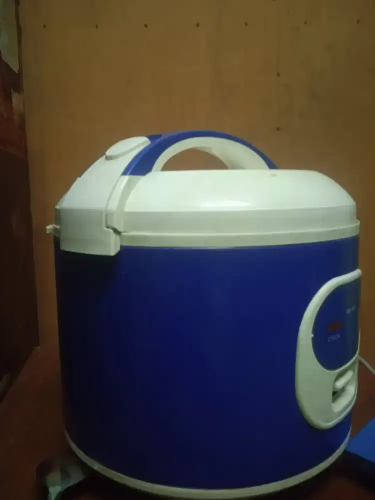 di jual magicom dan setrikaan