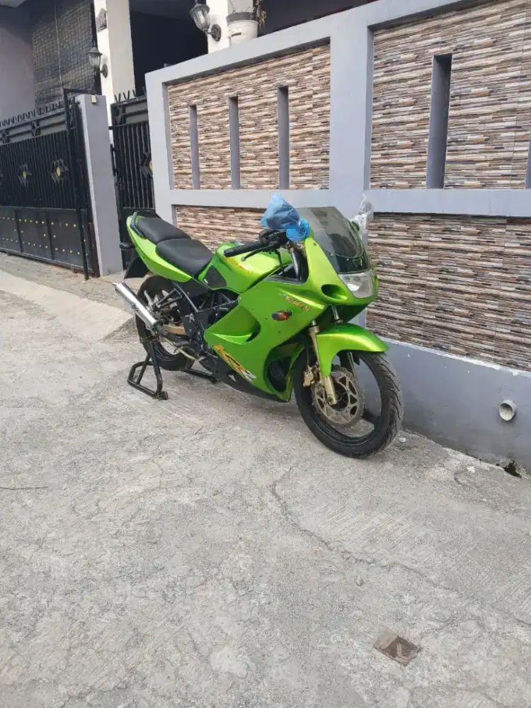 Kawasaki ninnja RR CBU