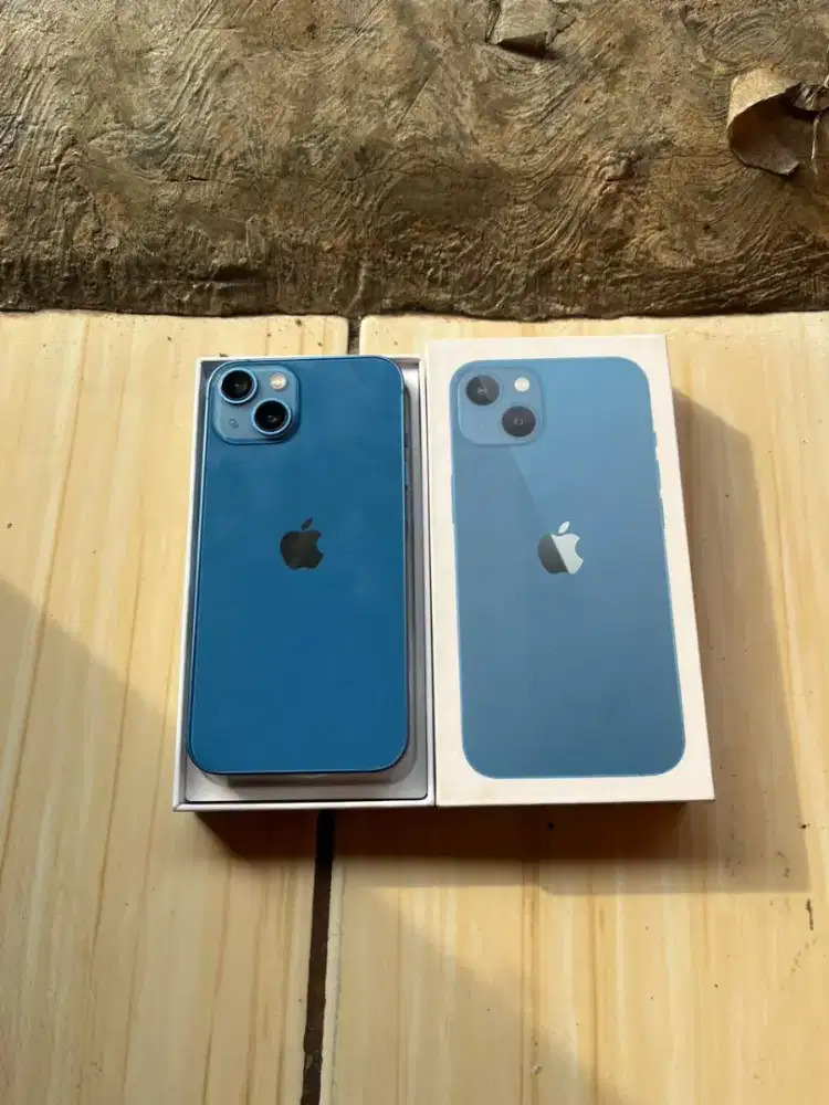 iPhone 13 128 Blue