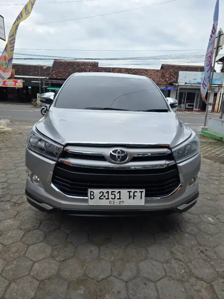 Innova v up venturer matic 2.0 tahun 2016